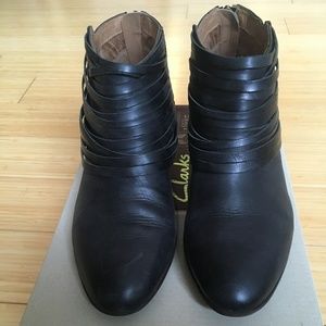 Clarks Sype Celeste Black Leat Booties